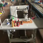 LOTE 185 - Máquina de costura