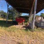 LOTE 062 - REBOQUE P/ TRATOR VERMELHO