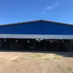 LOTE 071 - ESTRUTURA DE PAVILHÃO EM METAL, APROXIMADAMENTE 800m² DE ÁREA GALPÃO OFICINA