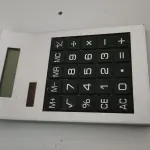 LOTE 134 - 9 CALCULADORAS DE MESA