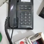 LOTE 108 - LOTE DE TELEFONES: 8 COM FIO E 4 SEM FIO