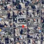 LOTE 000 - O apartamento nº 102, localizado no 2º pavimento do Condomínio Edifício Dona Amélia, na Rua Júlio de Castilhos nº 224, em Bento Gonçalves