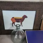 LOTE 124 - 4 QUADROS DE PAREDE PEQUENOS, MOLDURA MADEIRA MARROM
