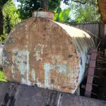 LOTE 090 - TANQUE PARA ÓLEO