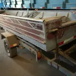 LOTE 067 - BARCO DE 5M C/ REBOQUE S/ PLACA