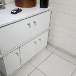 LOTE 147 - BALCÃO C/ 5 PORTAS, BRANCO