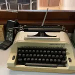 LOTE 151 - MÁQUINA DE ESCREVER, REMINGTON 22