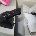 LOTE 108 - LOTE DE TELEFONES: 8 COM FIO E 4 SEM FIO
