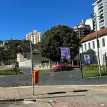 LOTE 001 - GRANDE IMÓVEL 13.044,60M2 COM PRÉDIOS E PISCINA EM BAIRRO NOBRE DE JUIZ DE FORA MG - 3 ESQUINAS