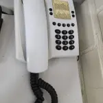 LOTE 108 - LOTE DE TELEFONES: 8 COM FIO E 4 SEM FIO