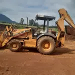 LOTE 001 - UPI DE FABRICA DE TIJOLOS - CERAMICA COMPLETA - CAMINHOES - EMPILHADEIRA -ESCAVADEIRA - SEDE COMPLETA PRODUZINDO - 2 JAZIDAS ATIVAS E COM LICENÇAS - MAIS UM OUTRO IMÓVEL PARA SEDE FUTURA