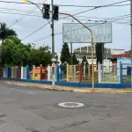 LOTE 001 - GRANDE IMÓVEL CENTRO DE LINS COM 2 ESQUINAS - EM AVENIDA - COM GINASIO COBERTO - SALAS - ESCOLA