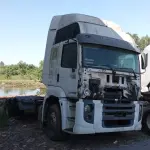 LOTE 002 - VolksWagen 25-420 Constellation 6x2 2p, fab/mod 2014/2015