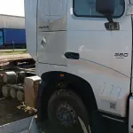 LOTE 001 - Sinotruck,Howo 380 A7 4x2 2p fab/mod 2012/2012