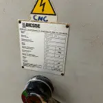 LOTE 050 - Centro de usinagem para madeiras CNC
