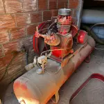 LOTE 097 - Compressor menor