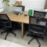 LOTE 022 - Modulo em U com 2 cadeiras 