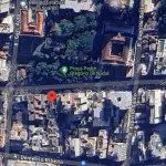 LOTE 000 - O prédio de três pavimentos, em alvenaria, com 224,28m², sob o nº 653 da Rua Coronel Fernando Machado