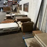 LOTE 034 - Lote de placas de MDF e MDP e corrugados (retalhos e placas)