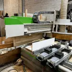 LOTE 050 - Centro de usinagem para madeiras CNC