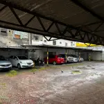 LOTE 000 - Um terreno de forma retangular, à avenida João Pessoa medindo 30,45m de frente, ao oeste à mesma avenida, por 35,00m