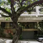 LOTE 000 - A loja nº 176 da Praça Dr. Maurício Cardoso , com 331,08mq de área real privativa, 355,55mq de área real global