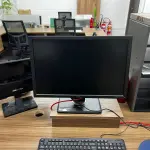 LOTE 017 - Monitor com cpu e teclado 