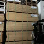 LOTE 132 - Lote de placas em MDF e MDP