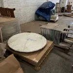 LOTE 071 - Lote de partes de mesas 