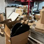 LOTE 071 - Lote de partes de mesas 