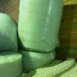 LOTE 007 - Lote de colchoes e mantas massageadoras, lote de espumas e colchões,