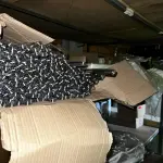 LOTE 007 - Lote de colchoes e mantas massageadoras, lote de espumas e colchões,