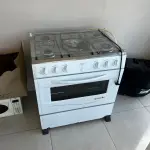 LOTE 000 - SOPRADORA BEKUM, MÃO FRANCESA C/ TALHA ELÉTRICA, UNIDADE DE RESFRIAMENTO, MOTOR P/ REFRIGERAÇÃO, GIRAFA HIDRÁULICA E MÓVEIS DIVERSOS