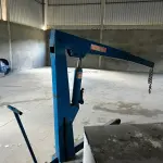 LOTE 000 - SOPRADORA BEKUM, MÃO FRANCESA C/ TALHA ELÉTRICA, UNIDADE DE RESFRIAMENTO, MOTOR P/ REFRIGERAÇÃO, GIRAFA HIDRÁULICA E MÓVEIS DIVERSOS