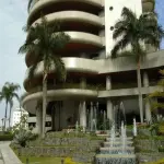 LOTE 000 - O APARTAMENTO N° 101, localizado no 10° andar do Edificio Vol D'Oiseau, situado à Avenida Giovanni Gronchi, nº 4.864, na Vila Andrade e Parque Bairro Morumbi, 29° Suddistrito  - Santo Amaro, com area privativa de 864,52m² e 5 vagas de garagem