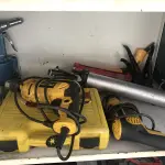 LOTE 001 - LOTE ENGLOBADO DE MAQUIINAS E EQUIPAMENTOS