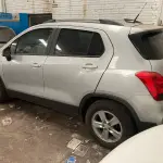 LOTE 001 - GM – Chevrolet – TRACKER LT 1.4 Turbo 16V Flex 4x2 aut., fabricação/modelo 2018/2018, cor: prata