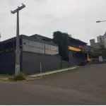 LOTE 015 - Terreno com Prédio em Alvenaria sob o nº. 924 na Rua Gomes Portinho, situado na área urbana no bairro Mauá. Constituído pelo lote 14 e parte do lote 15, na quadra formada pelas ruas Gomes Portinho, rua Cariri e rua Araguaia e avenida Maurício Cardoso