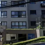 LOTE 000 - O apartamento nº 401 do Edifício Cobalto, sito na Rua Miguel Couto, nº 714 possuindo 107,64m² de área real privativa