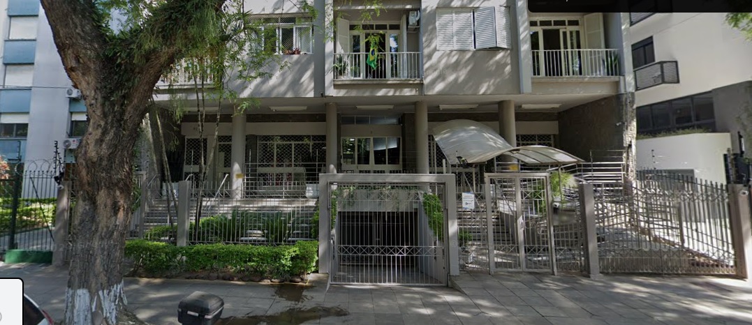 Imagem do imóvel A Fração De 50% Sobre A Garagem Sem Número Do Edifício Que Recebeu O Nº 106 Da Rua Laurindo, Com A Área Real Privativa De 288,54m2, Real Total De 321,04m2