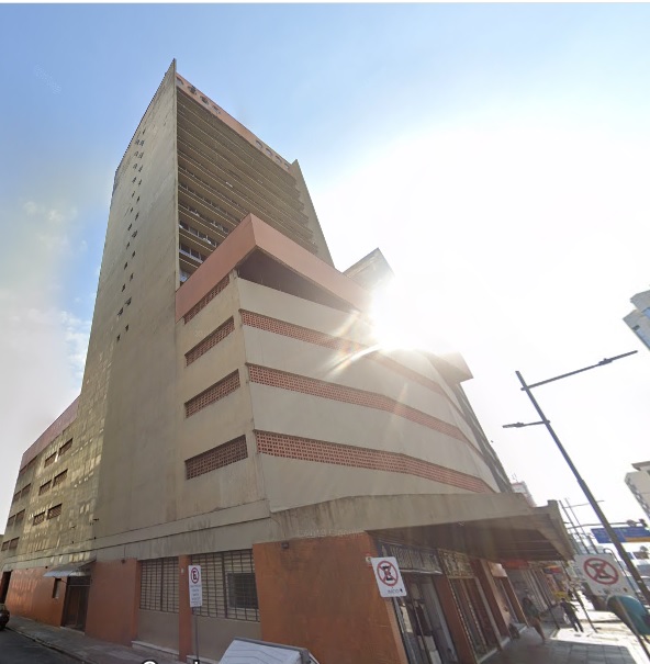 LEILÃO DE 3 SALAS E 5 BOXES NO CENTRO HISTÓRICO DE POA