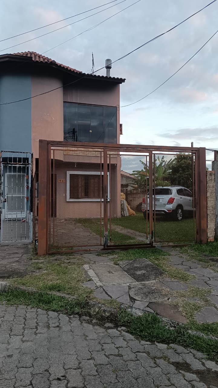 LEILÃO DE CASA EM CONDOMÍNIO BAIRRO HÍPICA, POA