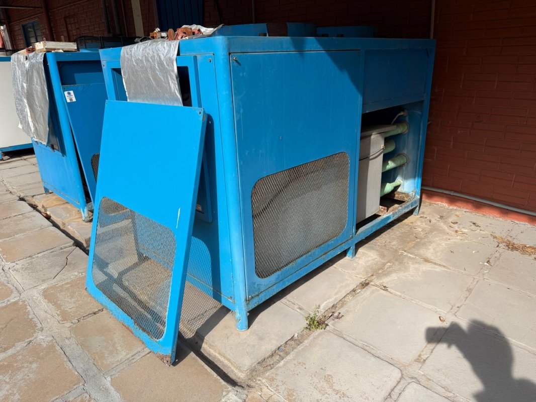 Foto de 2 REFRIGERADOR INDUSTRIAL (CHILLER)